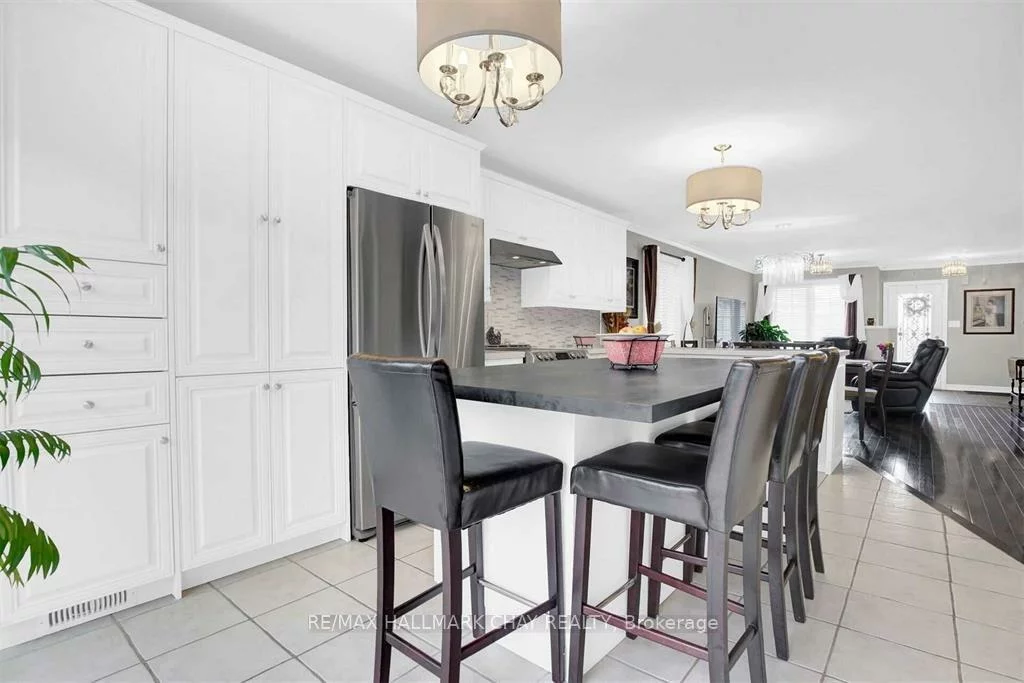 2123, Osbond, Alcona, Innisfil