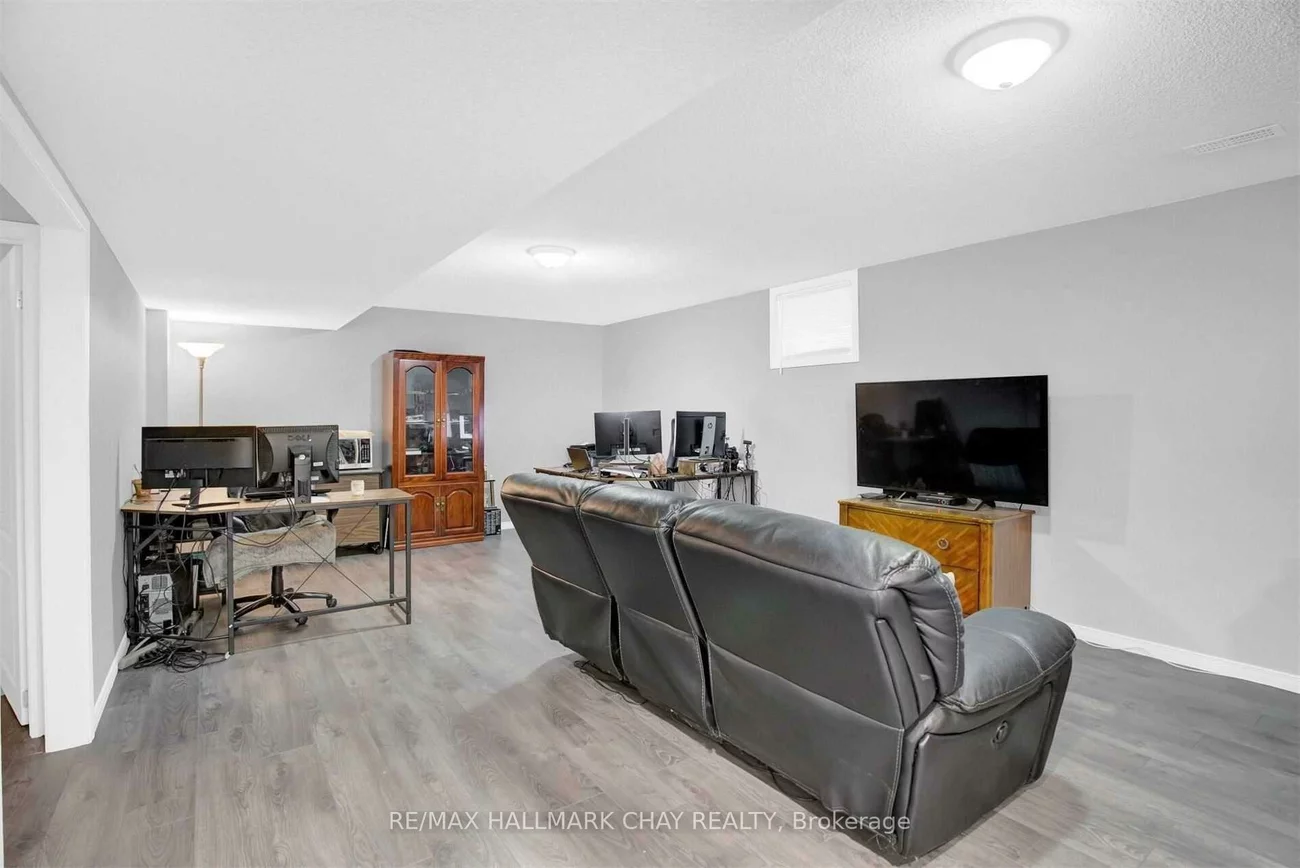 2123, Osbond, Alcona, Innisfil