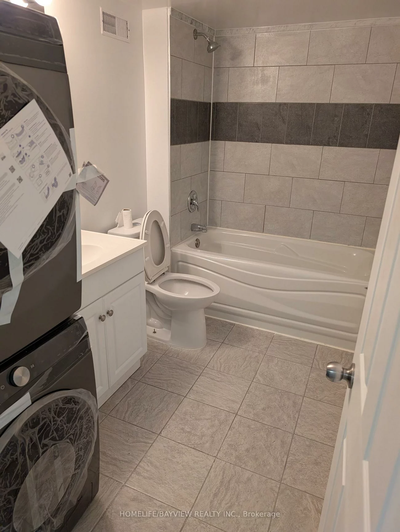 2150, Galloway (basement), Alcona, Innisfil