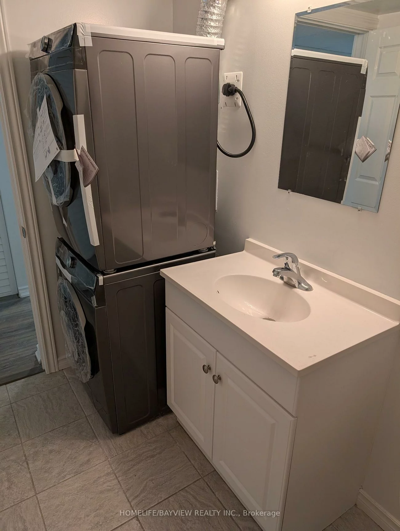 2150, Galloway (basement), Alcona, Innisfil