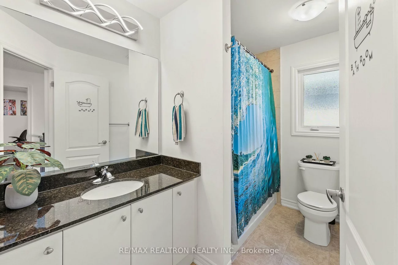 2072, Allison, Alcona, Innisfil