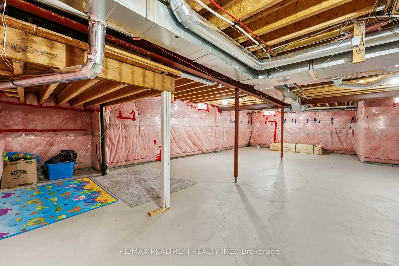 2072, Allison, Alcona, Innisfil