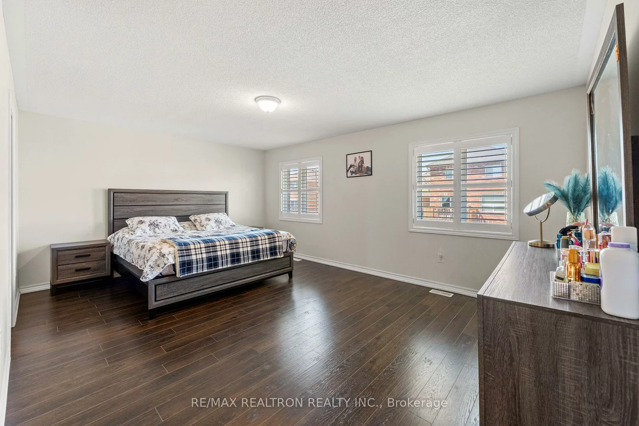 2072, Allison, Alcona, Innisfil
