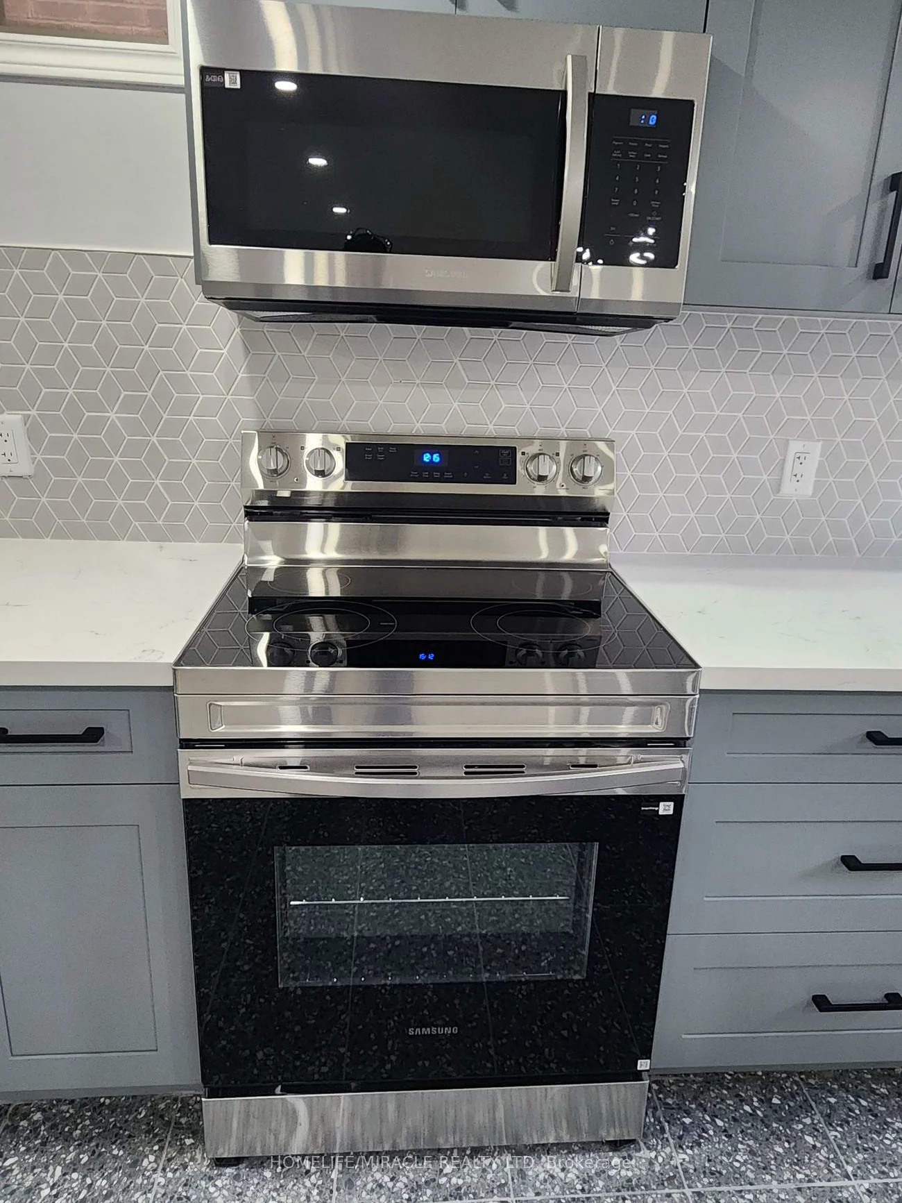 1607, Emberton, Alcona, Innisfil
