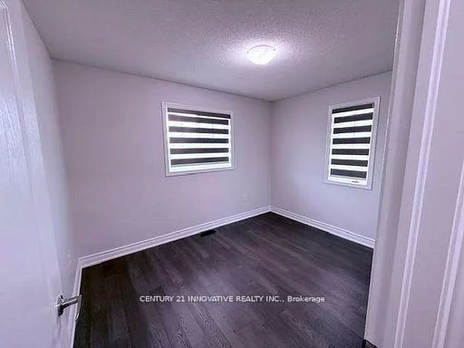 2130, Taggart, Alcona, Innisfil