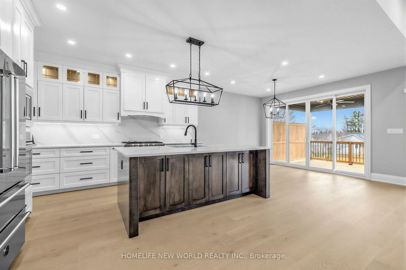 225, Sunnybrae, Stroud, Innisfil