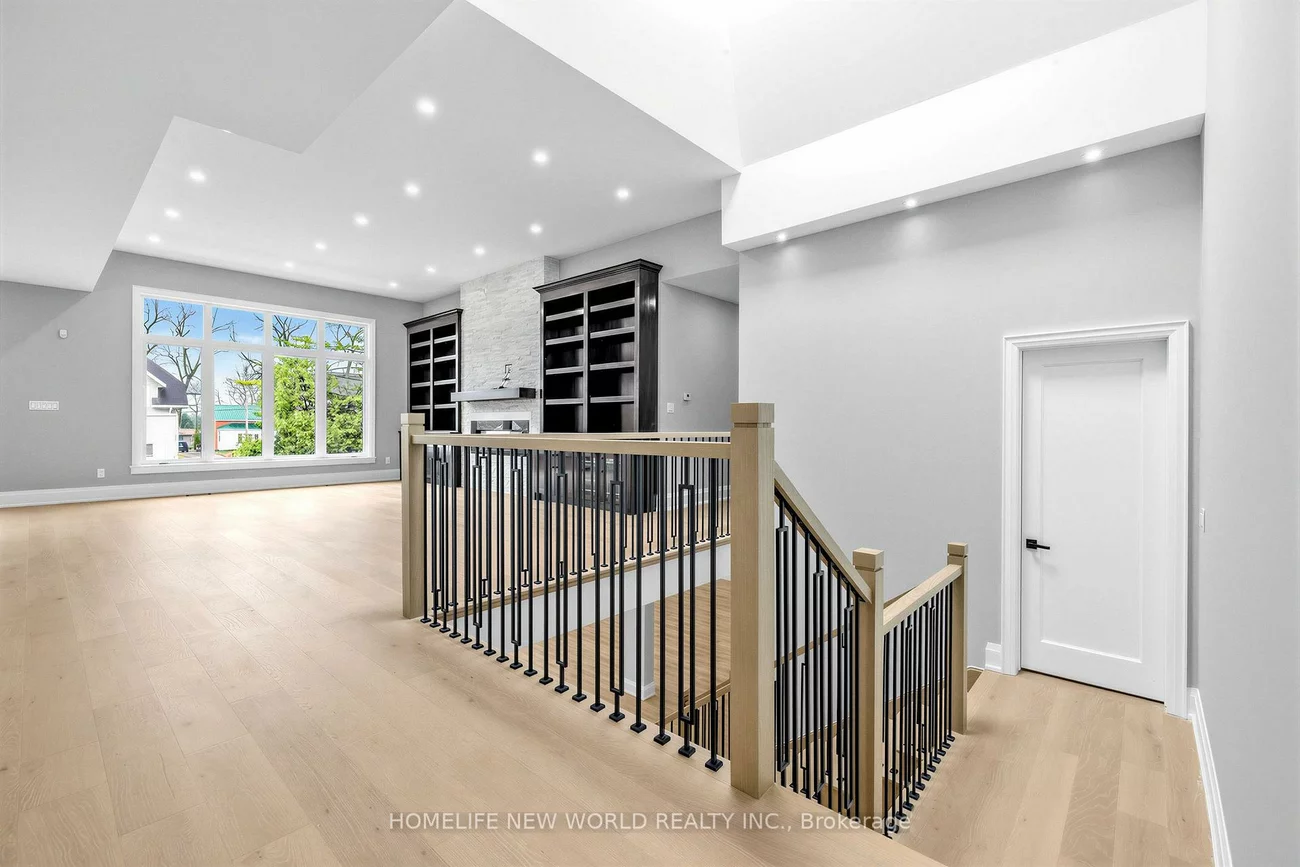 225, Sunnybrae, Stroud, Innisfil
