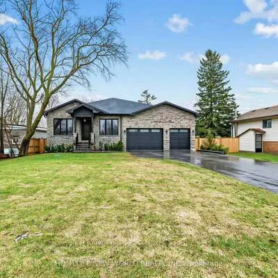 225, Sunnybrae, Stroud, Innisfil