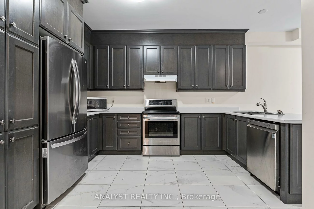 1461, Tomkins, Alcona, Innisfil