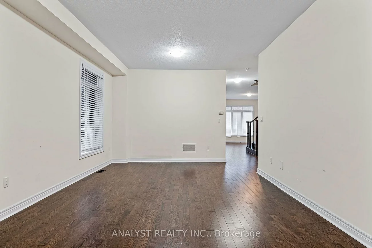 1461, Tomkins, Alcona, Innisfil
