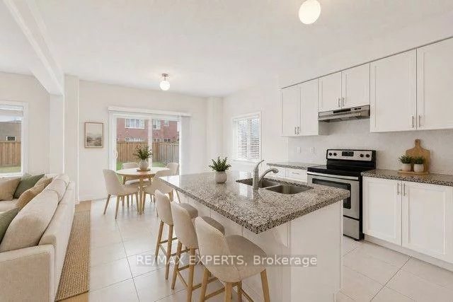 1554, Emberton, Alcona, Innisfil
