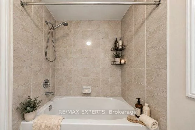 1554, Emberton, Alcona, Innisfil