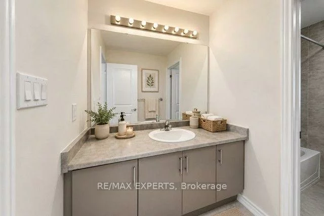 1554, Emberton, Alcona, Innisfil