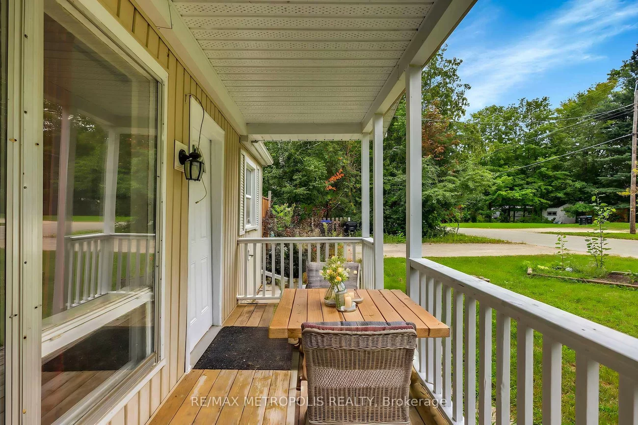 856, Central, Alcona, Innisfil
