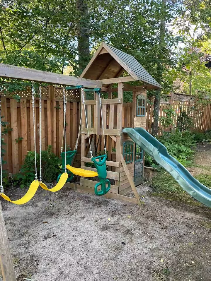 885, Adams, Alcona, Innisfil