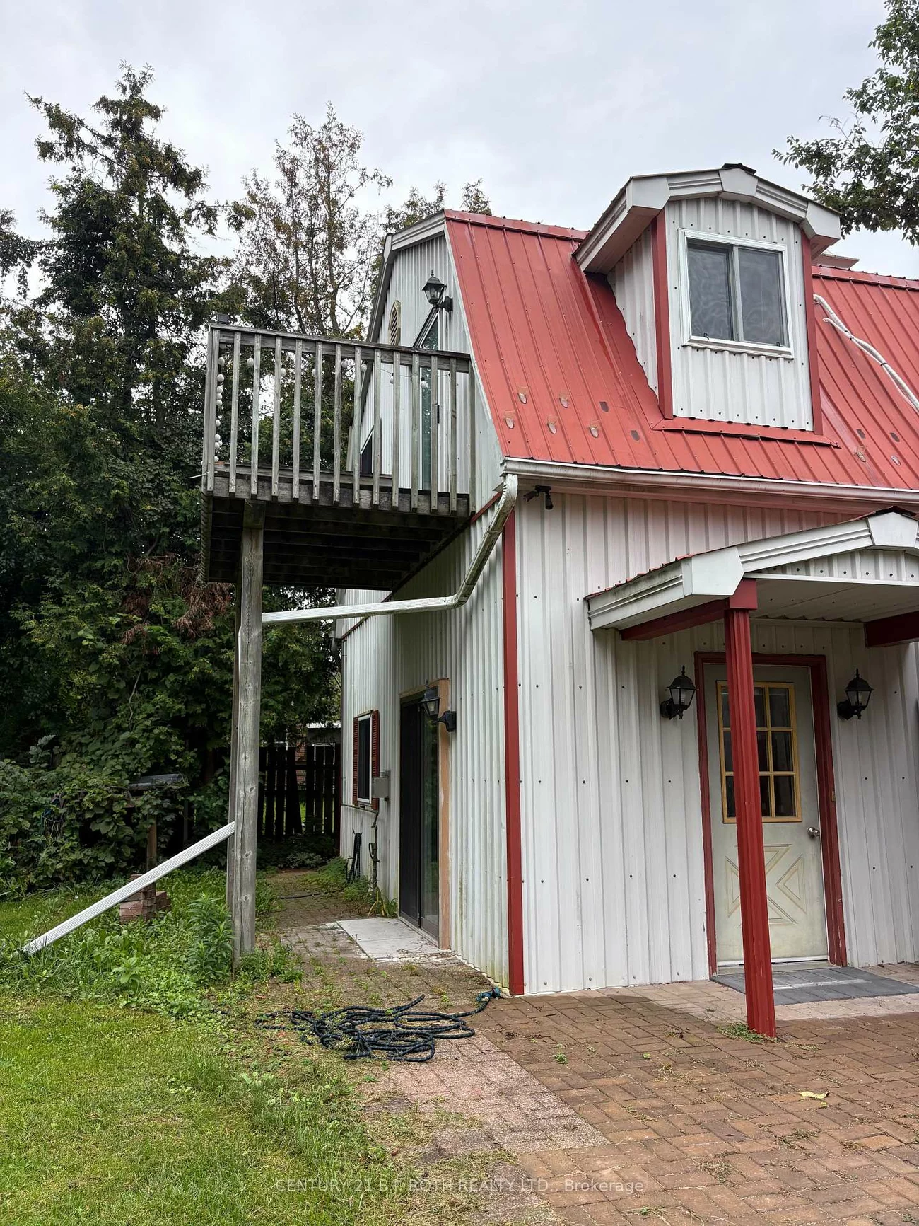 2216, Victoria, Stroud, Innisfil