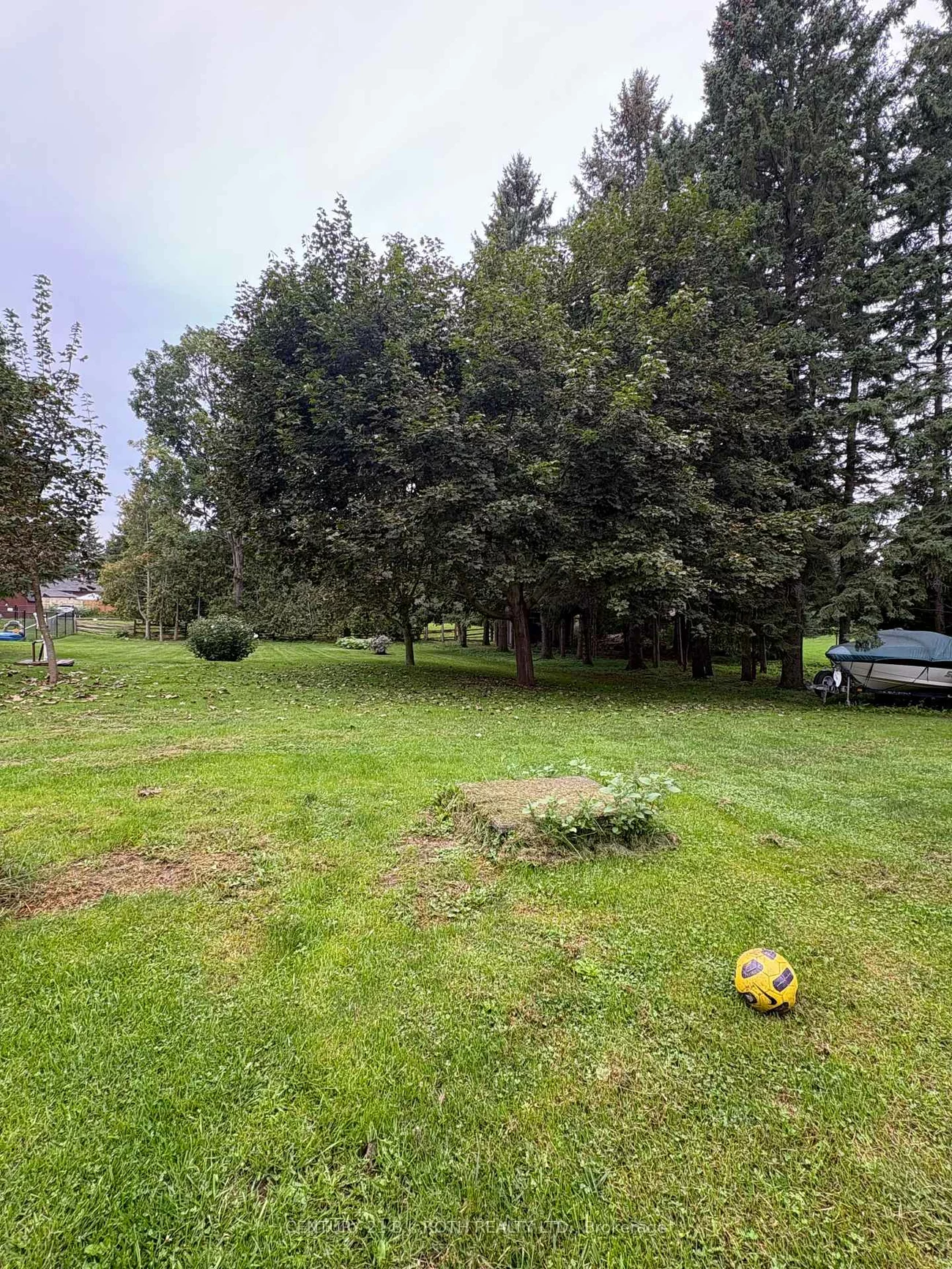 2216, Victoria, Stroud, Innisfil