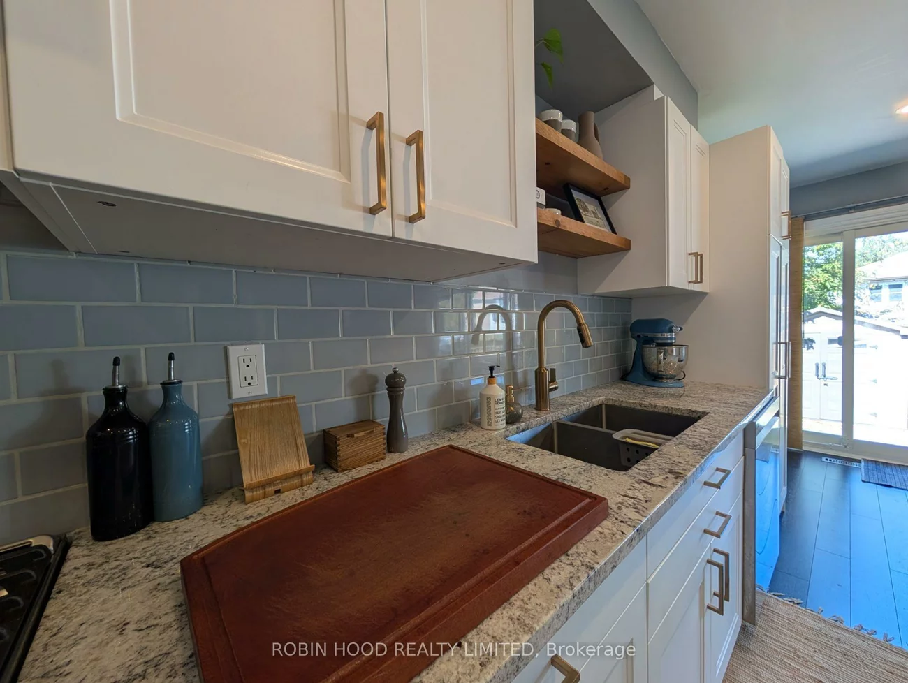1230, Benson, Alcona, Innisfil