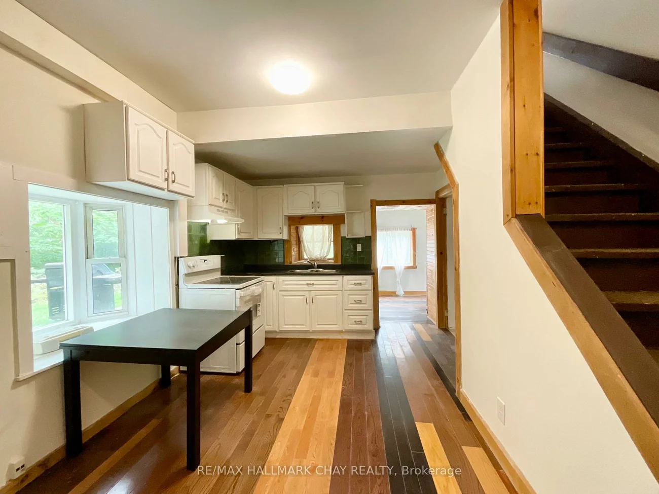 961, 7th, Alcona, Innisfil