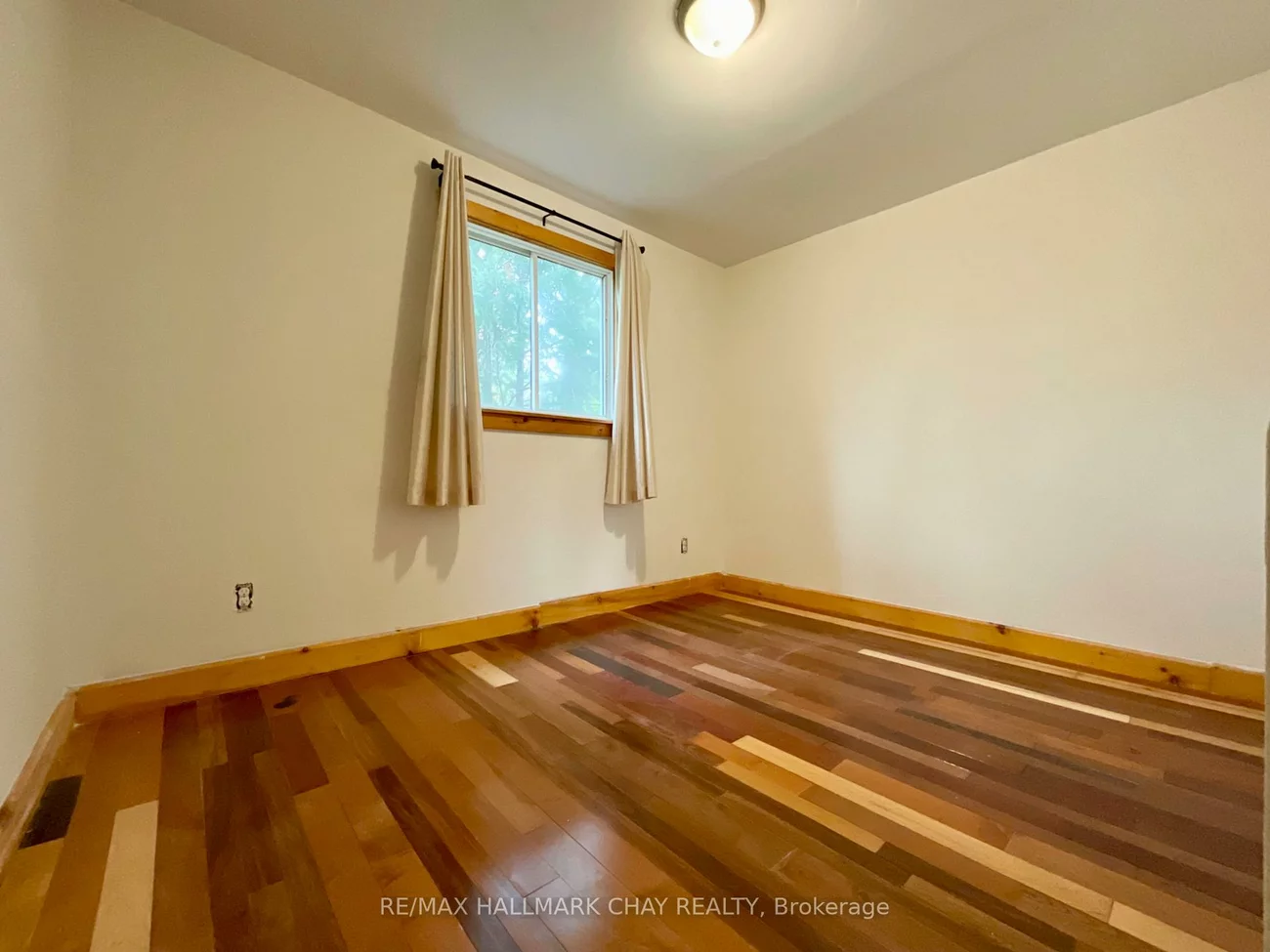 961, 7th, Alcona, Innisfil