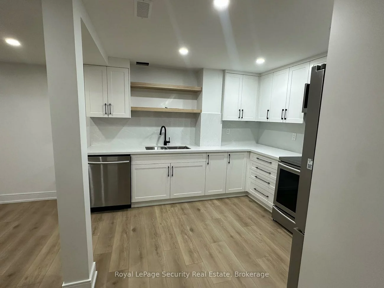 1740, Emberton, Alcona, Innisfil