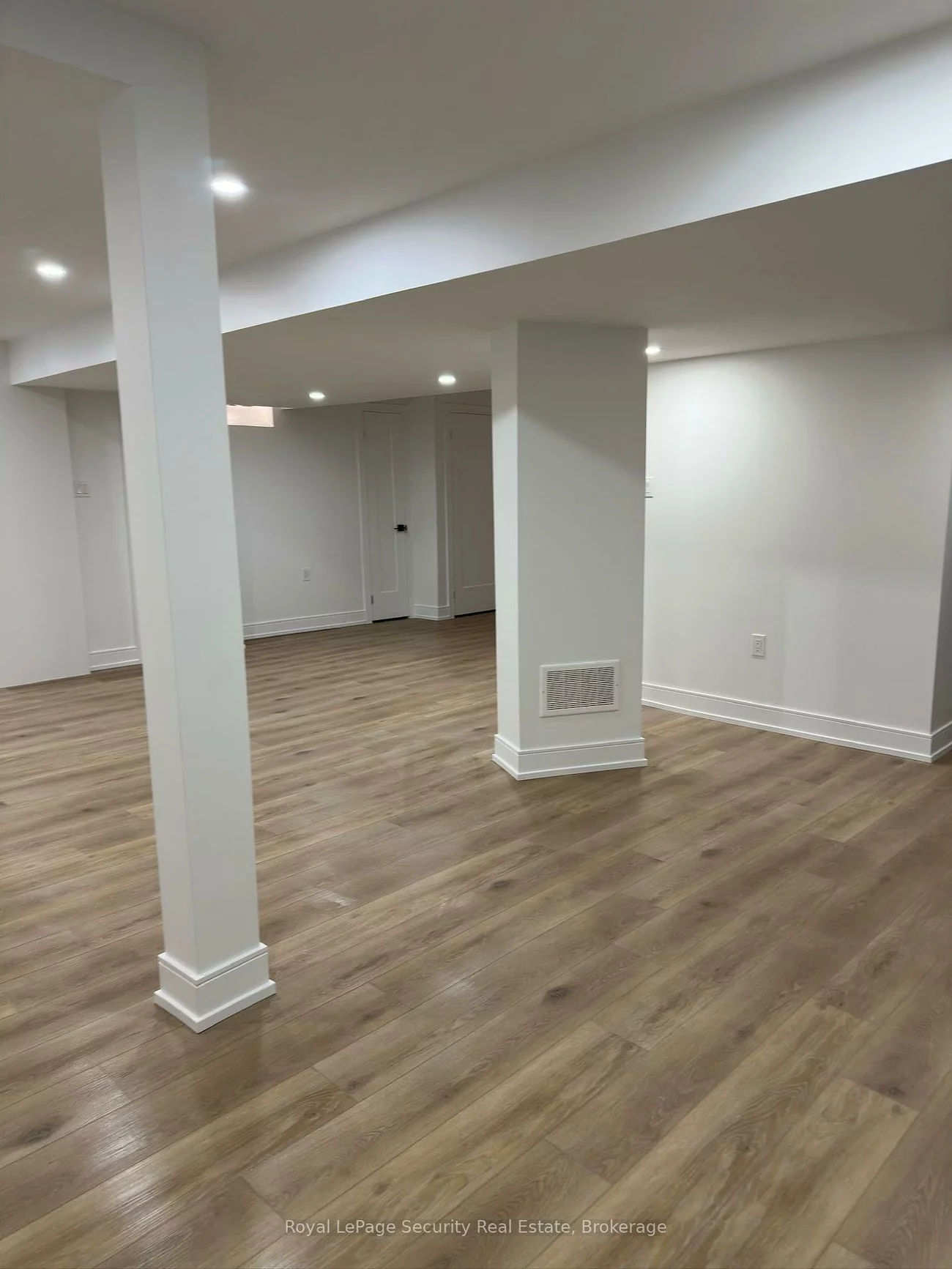 1740, Emberton, Alcona, Innisfil