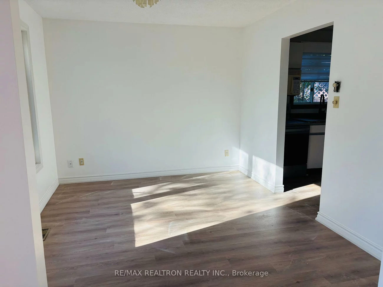 2287, Sandy, Alcona, Innisfil