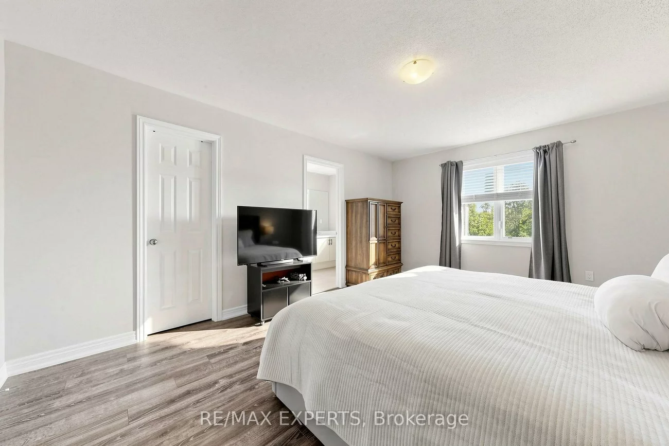 1303, Bardeau, Lefroy, Innisfil