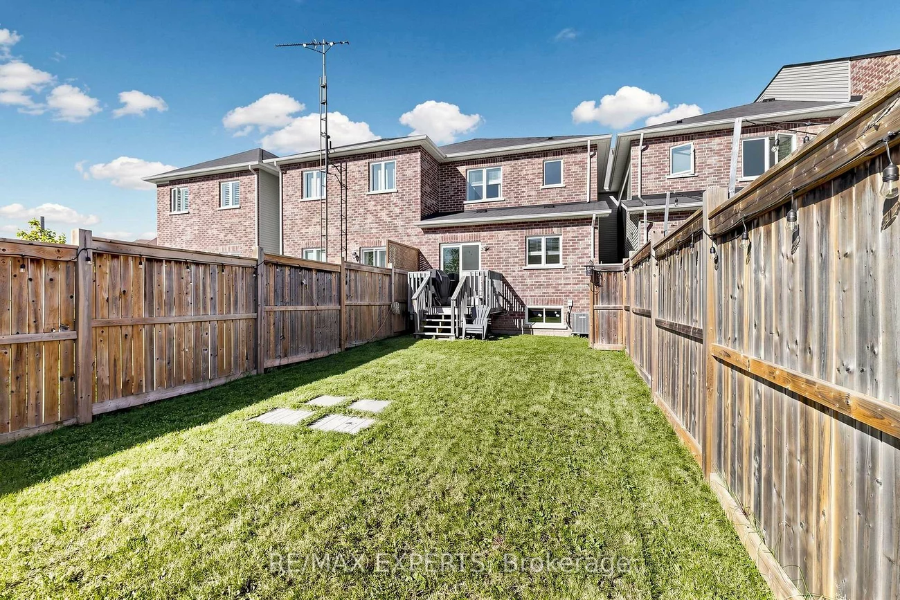 1303, Bardeau, Lefroy, Innisfil