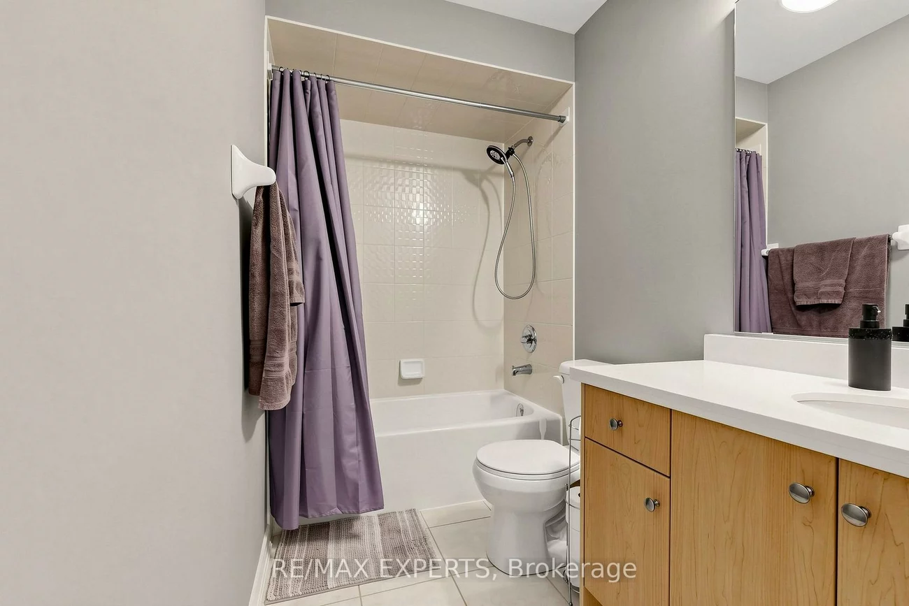 1303, Bardeau, Lefroy, Innisfil