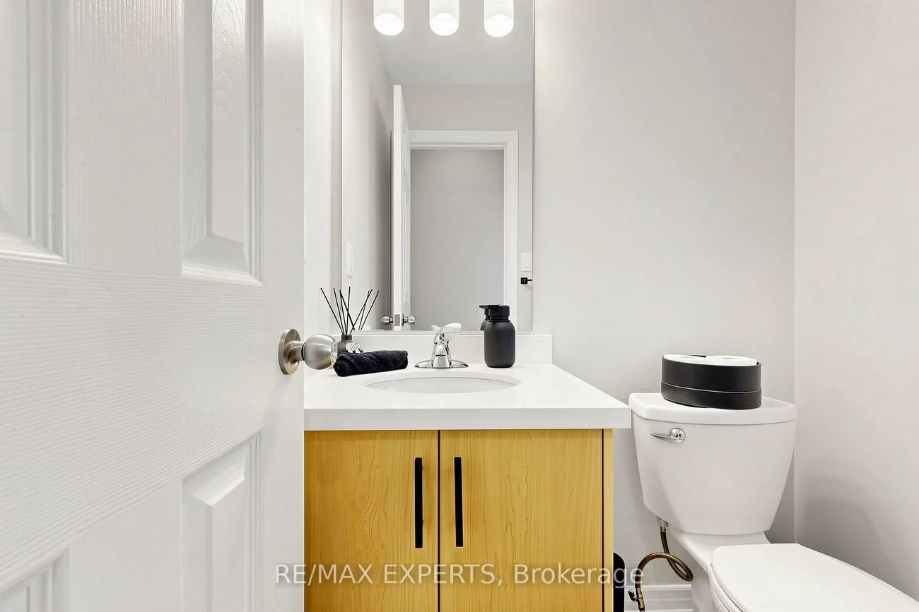 1303, Bardeau, Lefroy, Innisfil