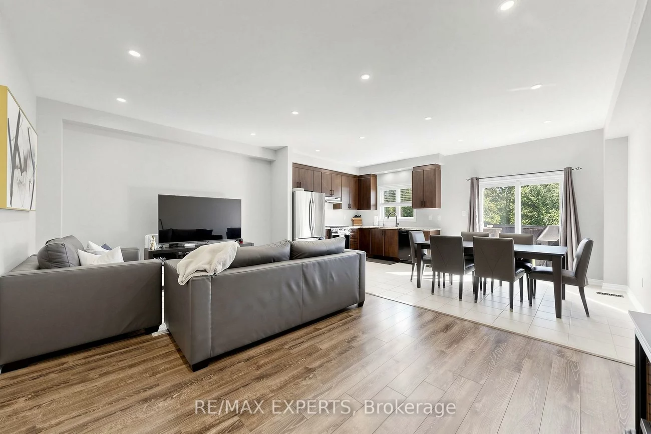 1303, Bardeau, Lefroy, Innisfil