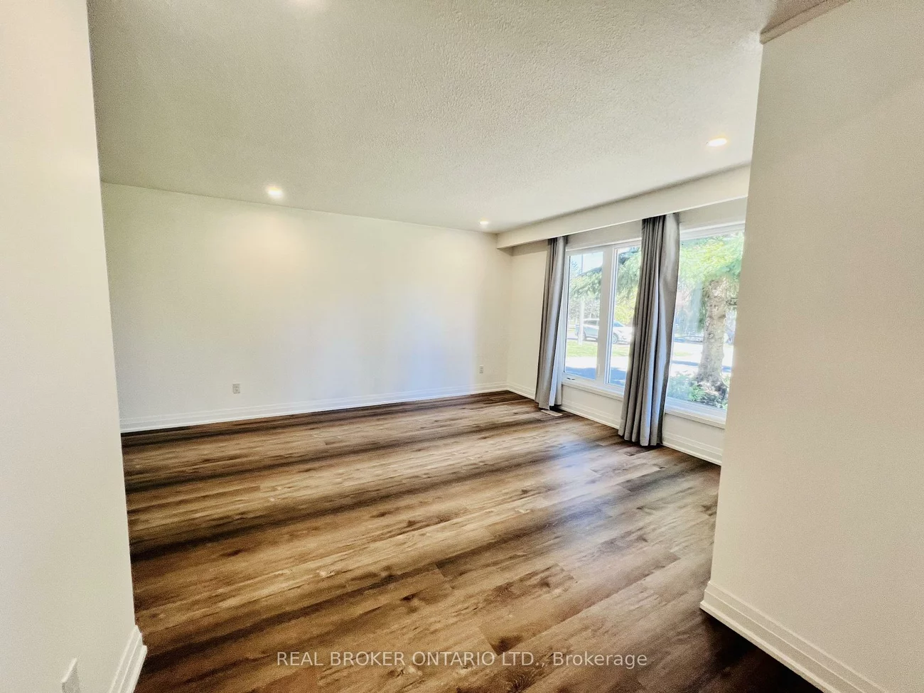 2154, Adullam, Alcona, Innisfil