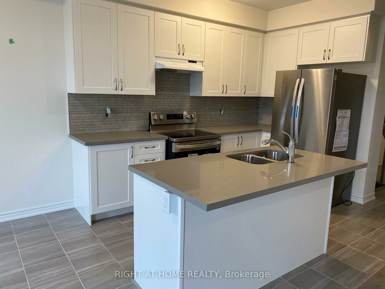 2250, Grainger Loop, Alcona, Innisfil