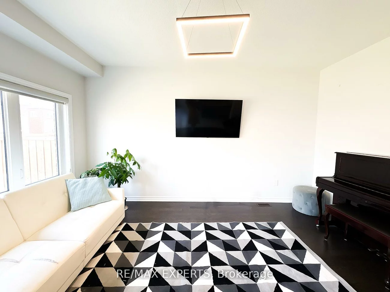 1426, Farrow, Alcona, Innisfil