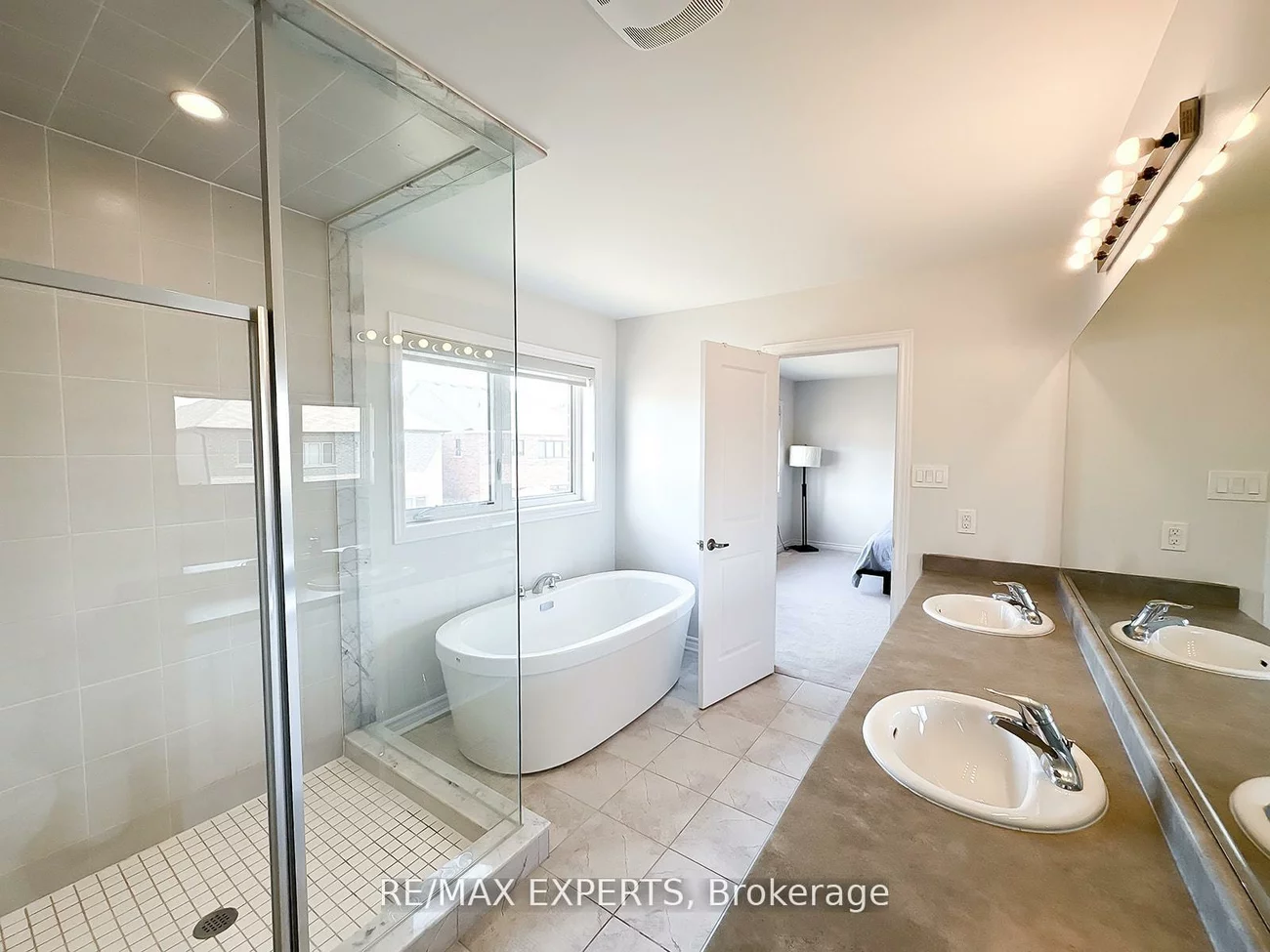 1426, Farrow, Alcona, Innisfil