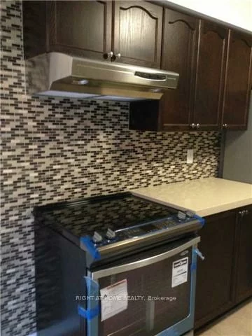 2099, Osbond, Alcona, Innisfil