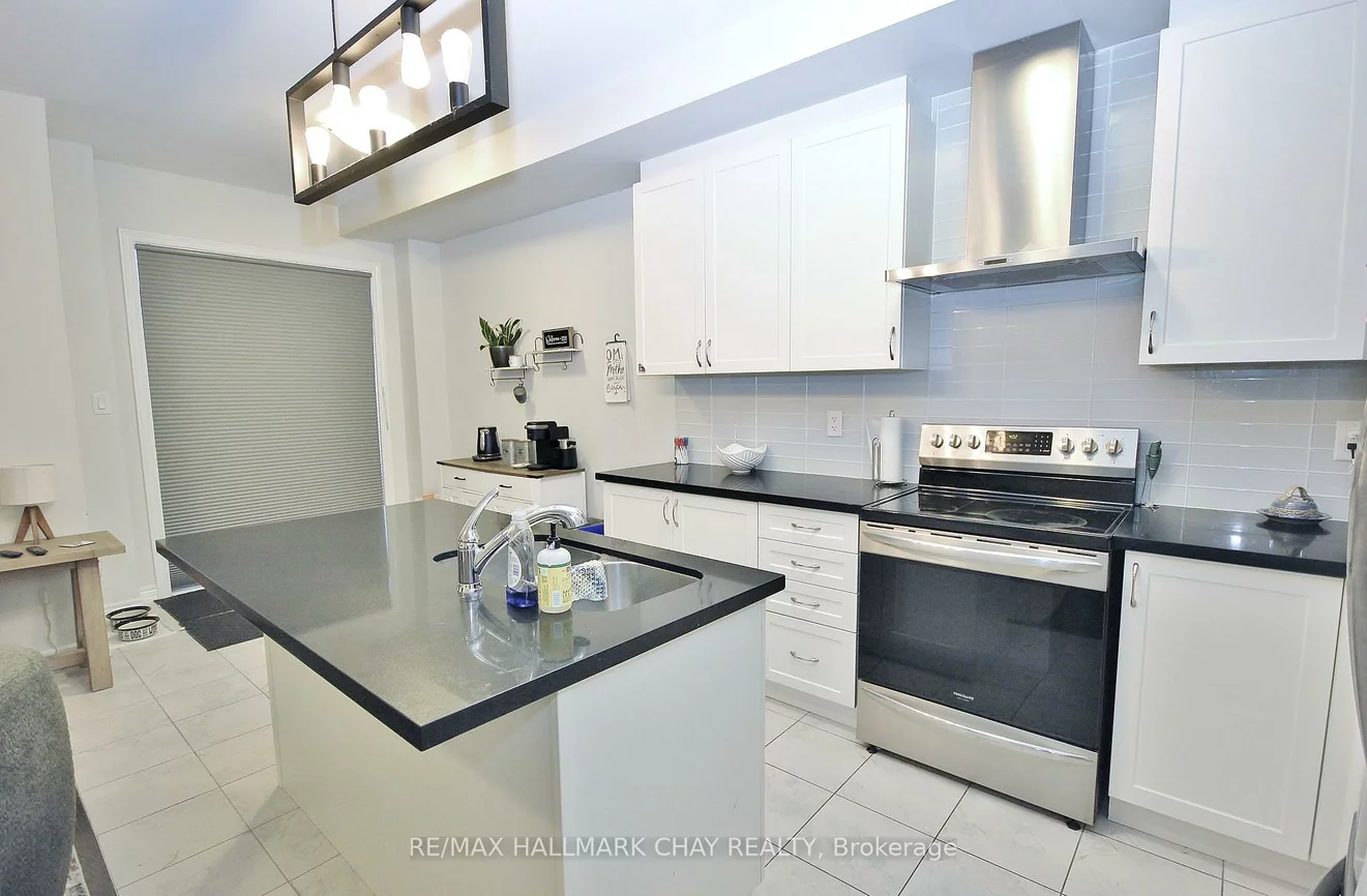 1319, Lawson, Alcona, Innisfil