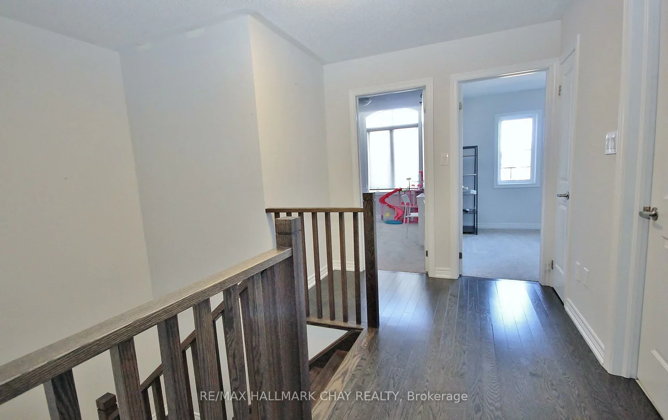 1319, Lawson, Alcona, Innisfil
