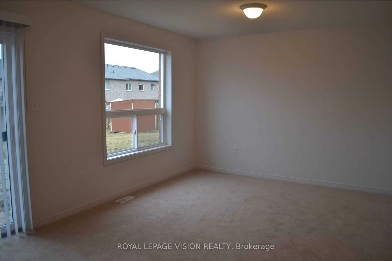 1387, Benson, Alcona, Innisfil