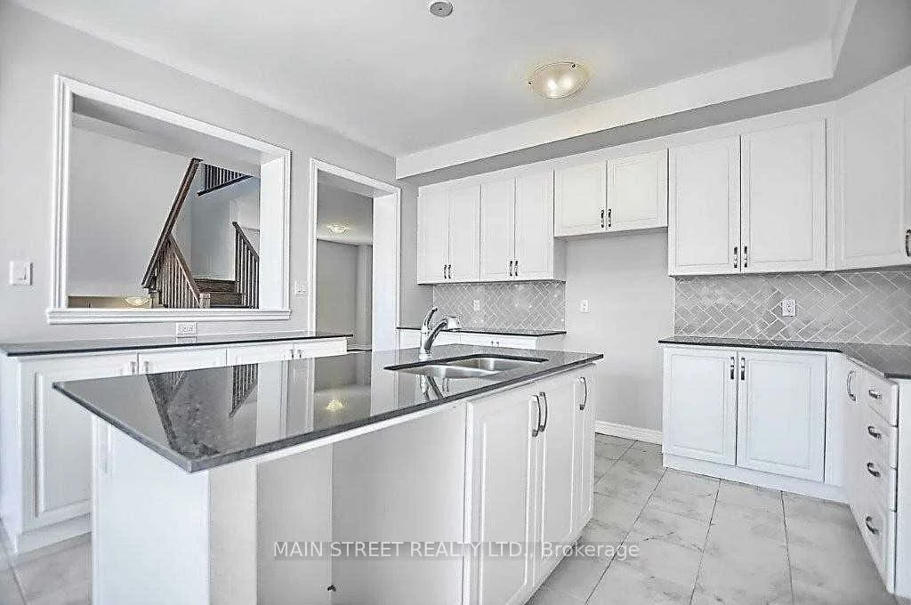 1283, Blackmore, Alcona, Innisfil
