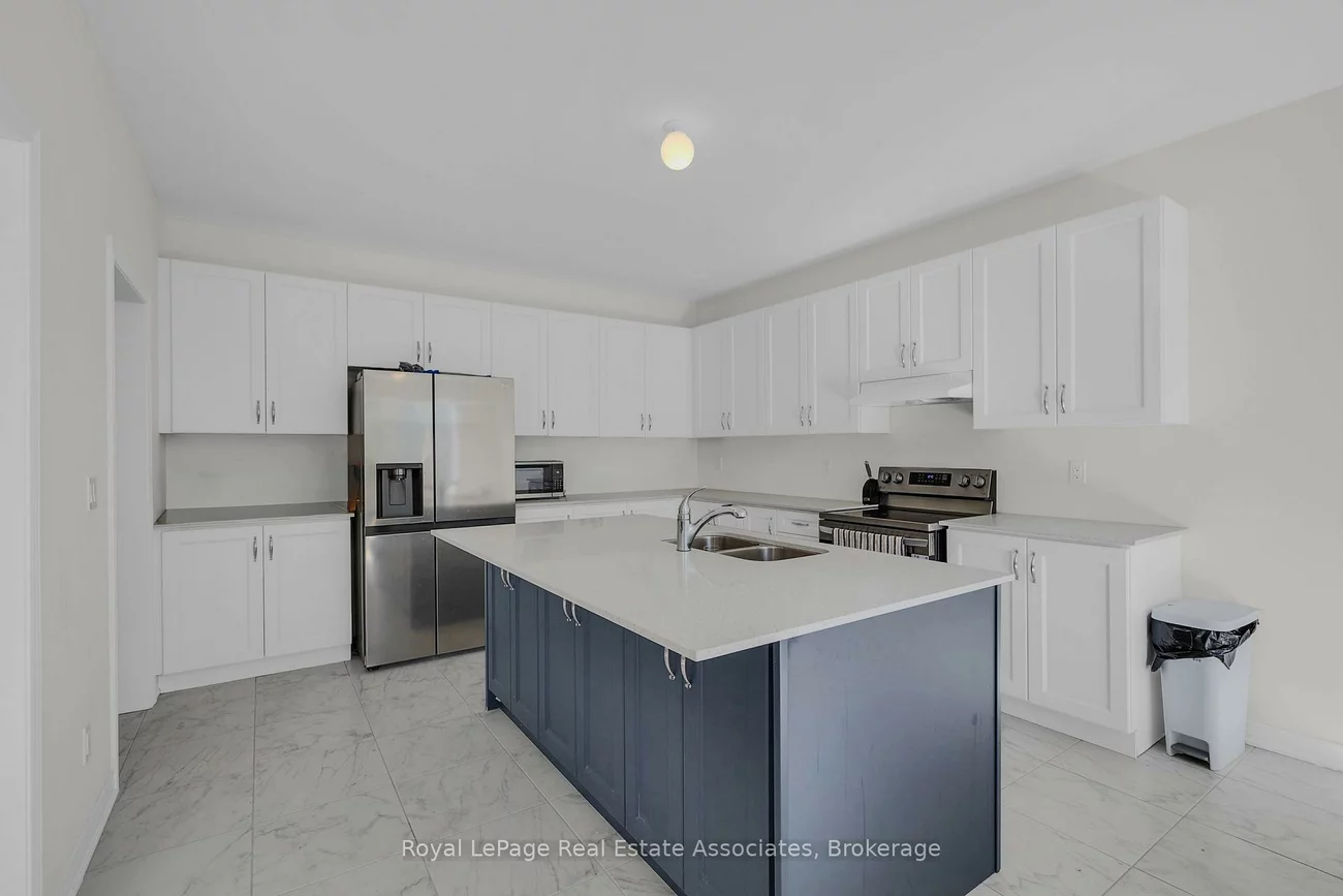 1418, Davis, Lefroy, Innisfil