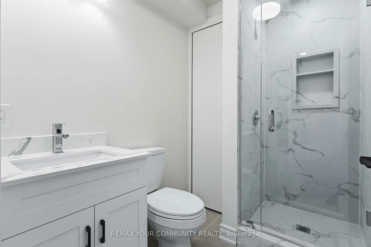 924, Helen, Alcona, Innisfil