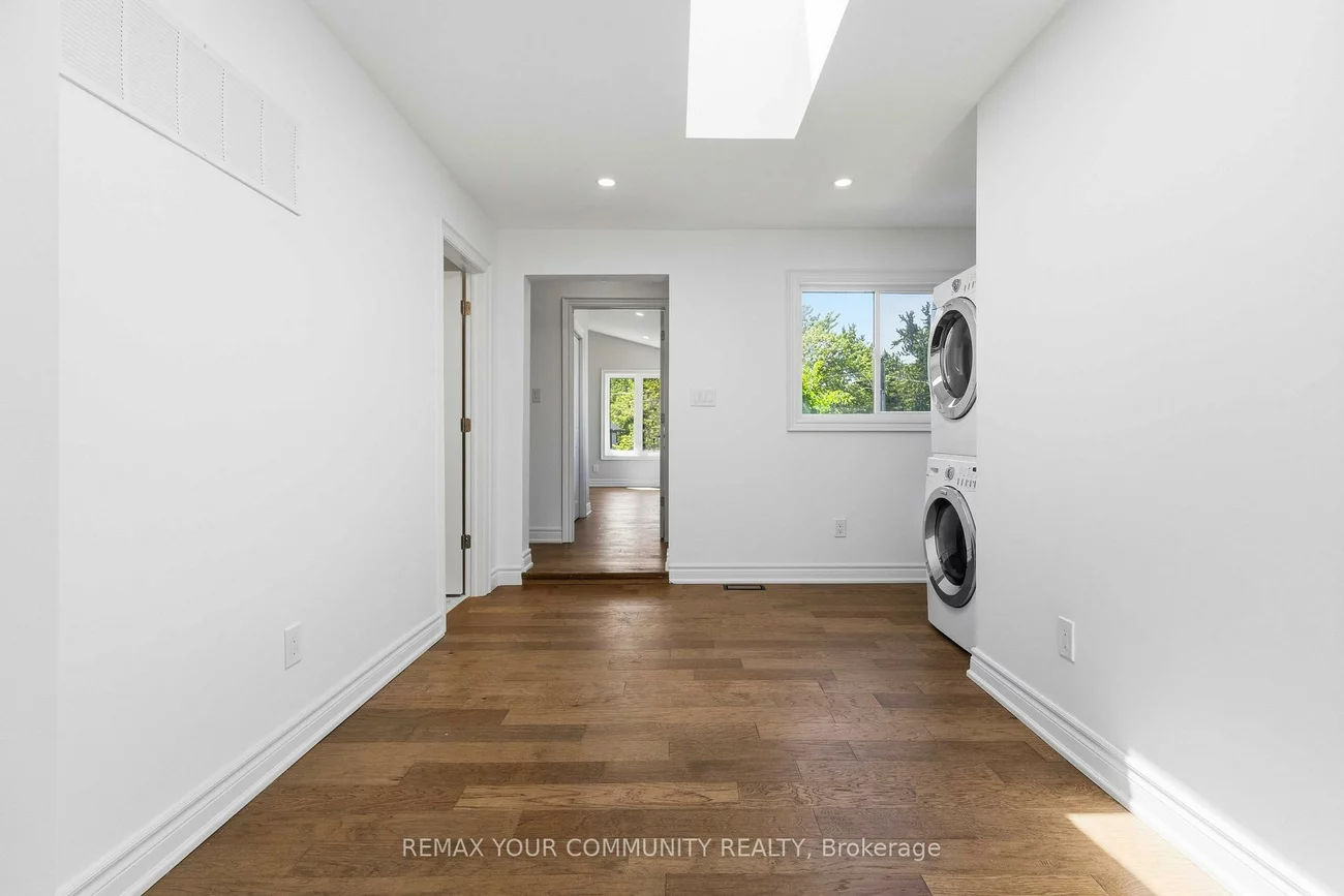 924, Helen, Alcona, Innisfil