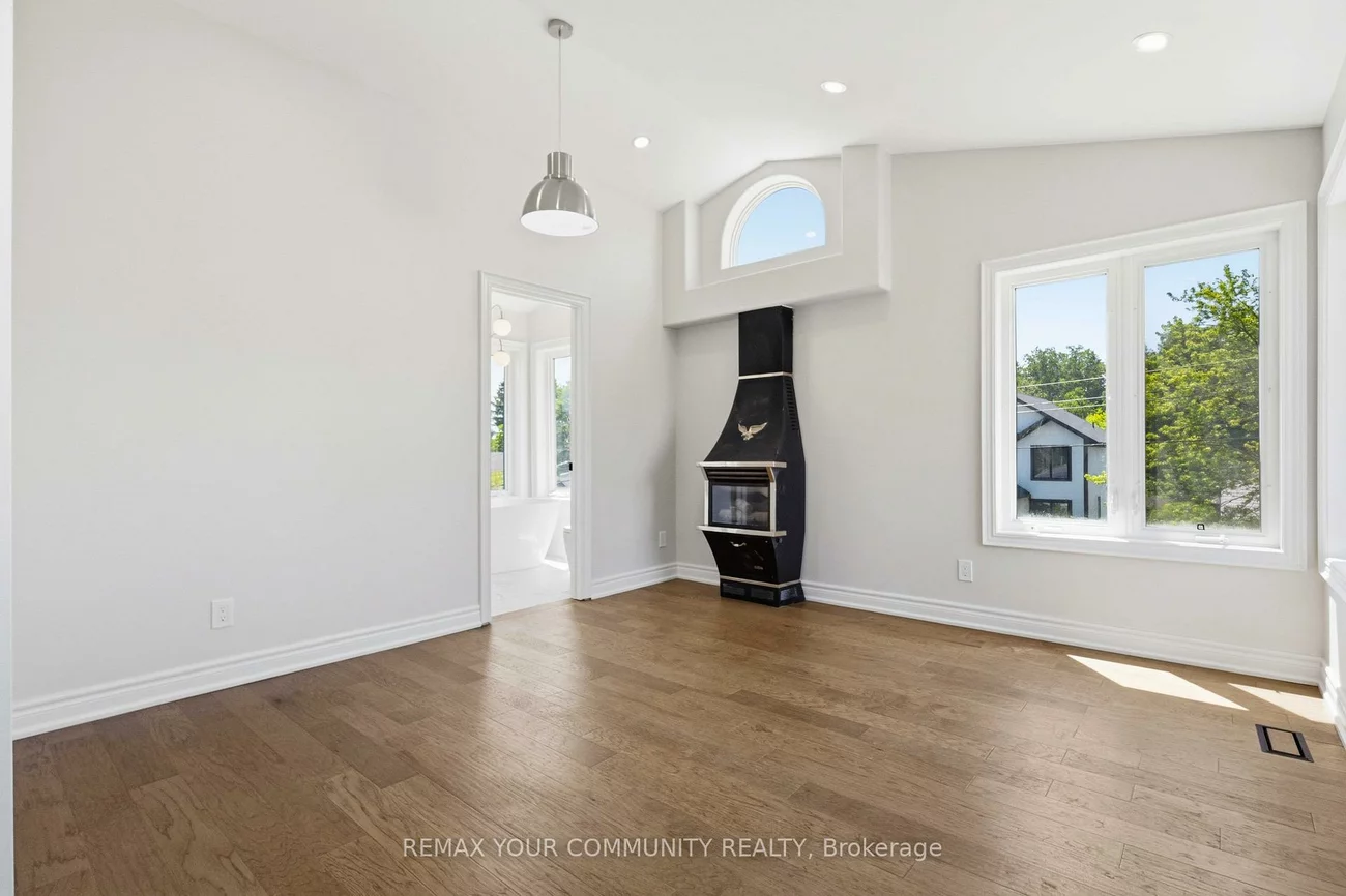 924, Helen, Alcona, Innisfil