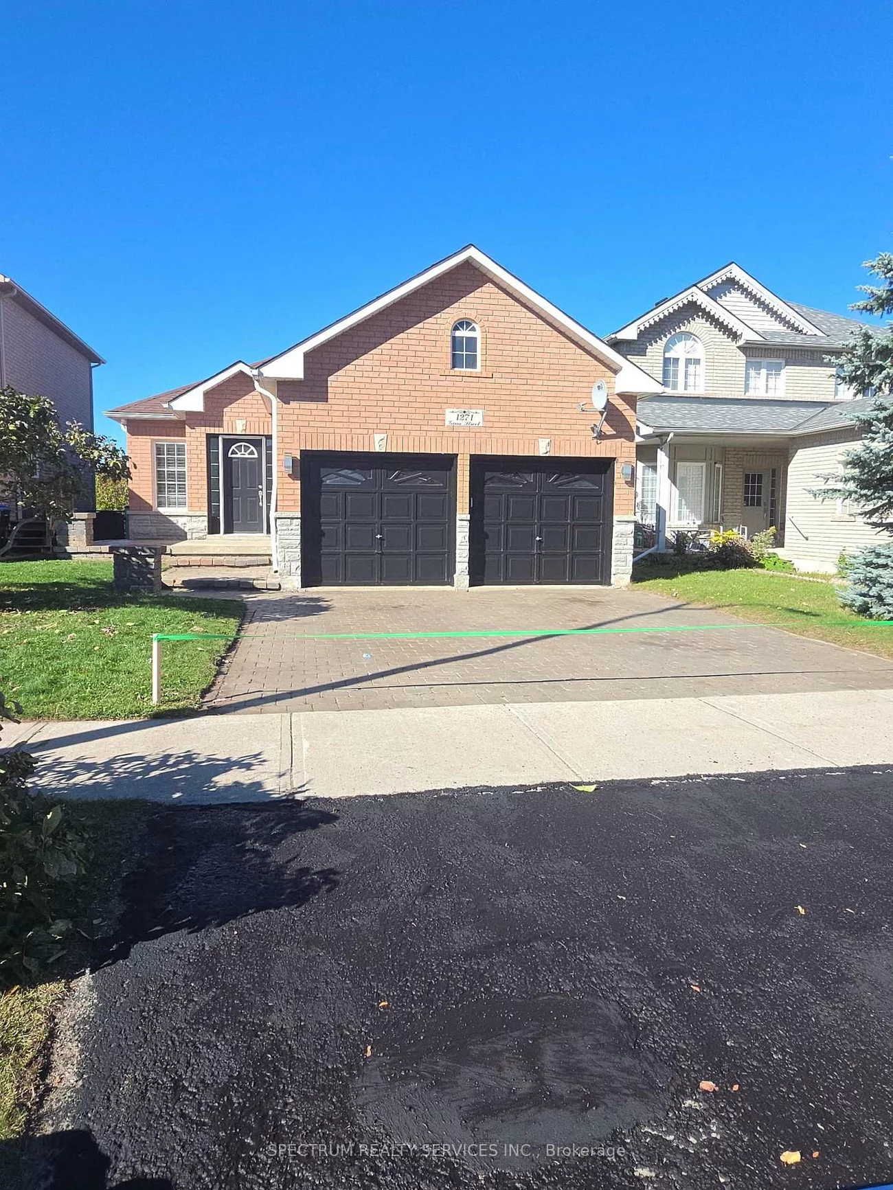 1271, Gina, Alcona, Innisfil