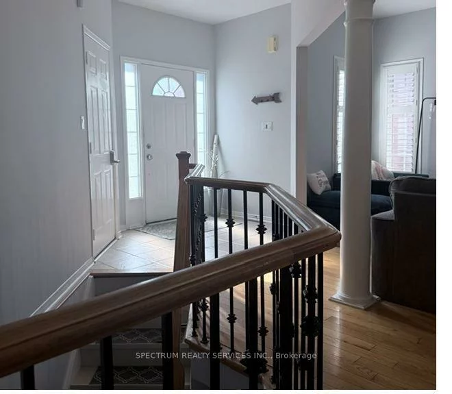 1271, Gina, Alcona, Innisfil