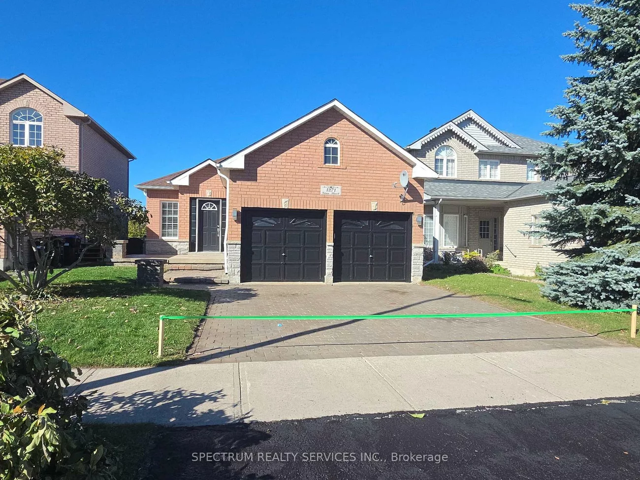 1271, Gina, Alcona, Innisfil