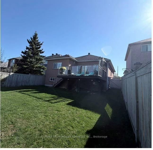 1271, Gina, Alcona, Innisfil