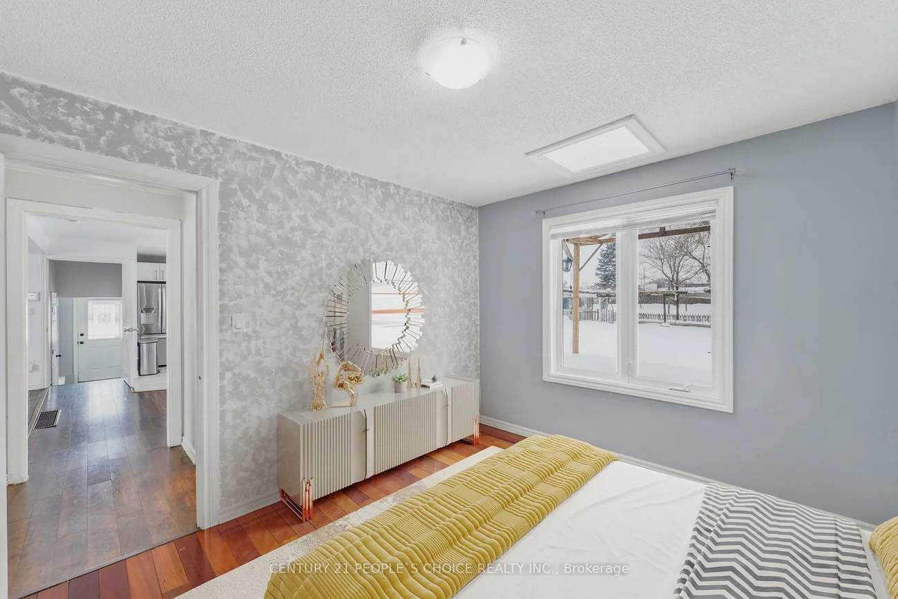 6950, Yonge, Alcona, Innisfil